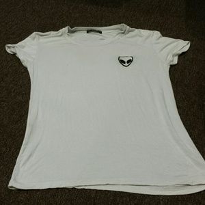 ●Brandy melville white alien shirt